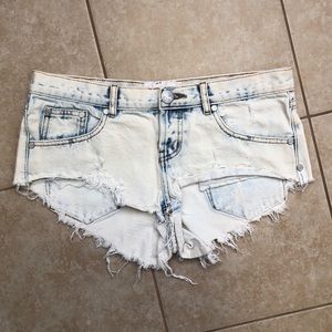 One teaspoon Bonitas